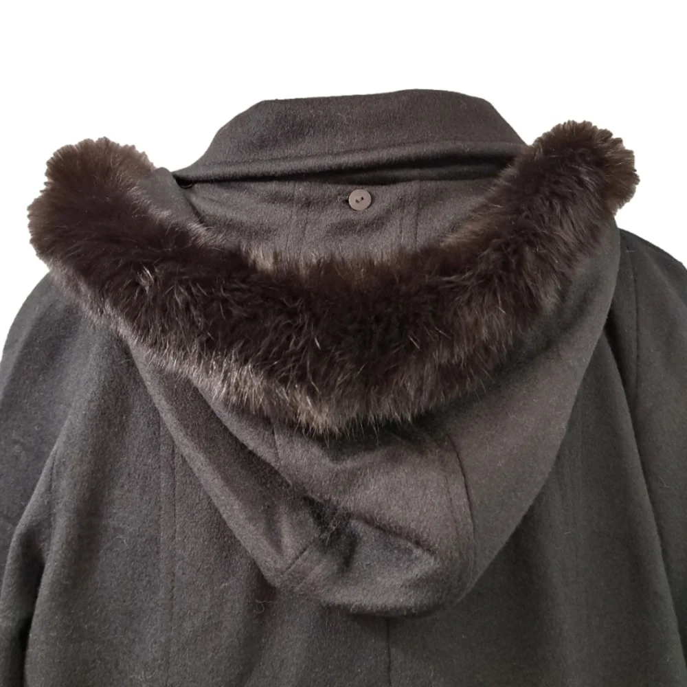 Gallery Woman 𝅺Black Long-Sleeve Fox-Trim Wool Coat for Women